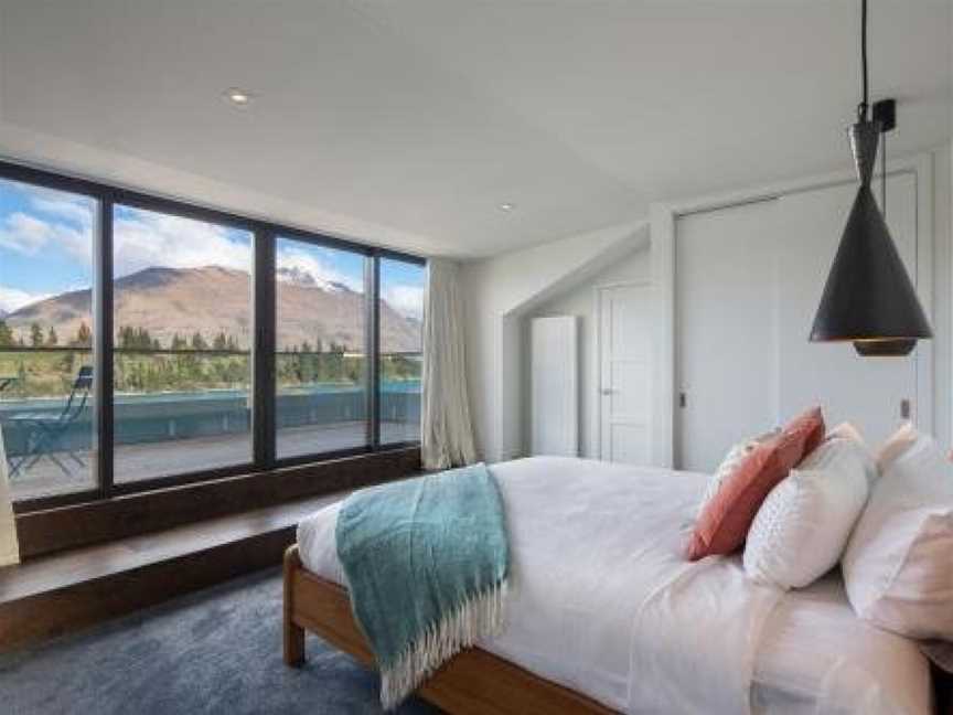 10 The Terrace, Argyle Hill, New Zealand