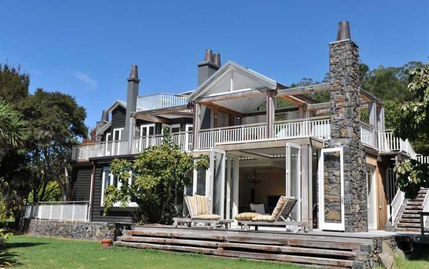 970 Lonely Bay Lodge, Cooks Beach, New Zealand