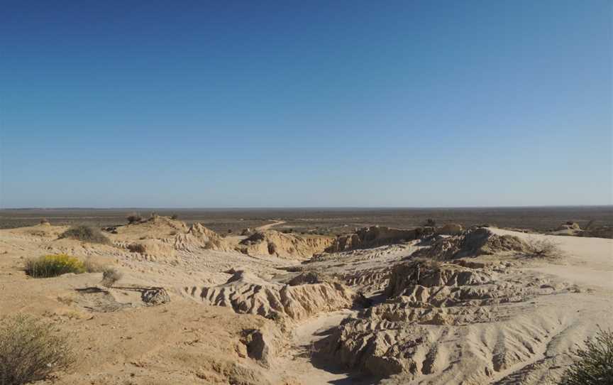 Lake Mungo, Nature & Trails in Pooncarie